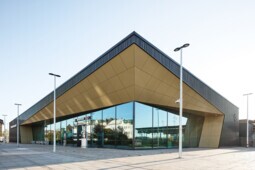 Vergrößern Bahnhof Bitterfeld